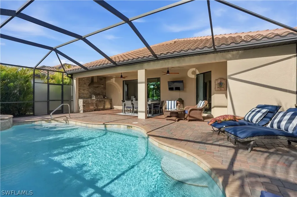 28091 Foxrock Court Bonita Springs FL 34135