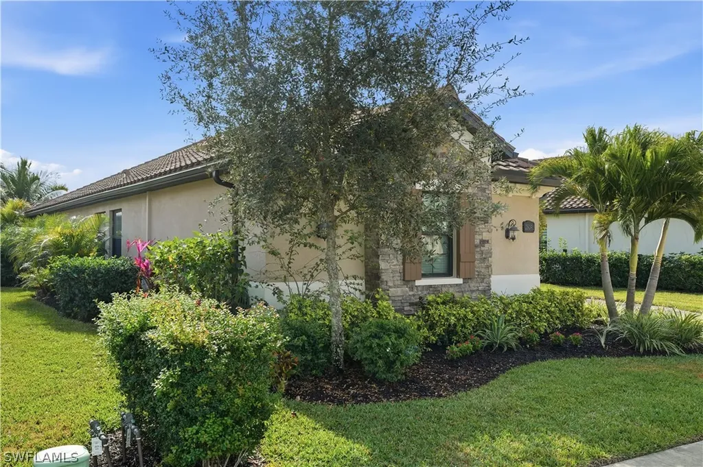 28091 Foxrock Court Bonita Springs FL 34135