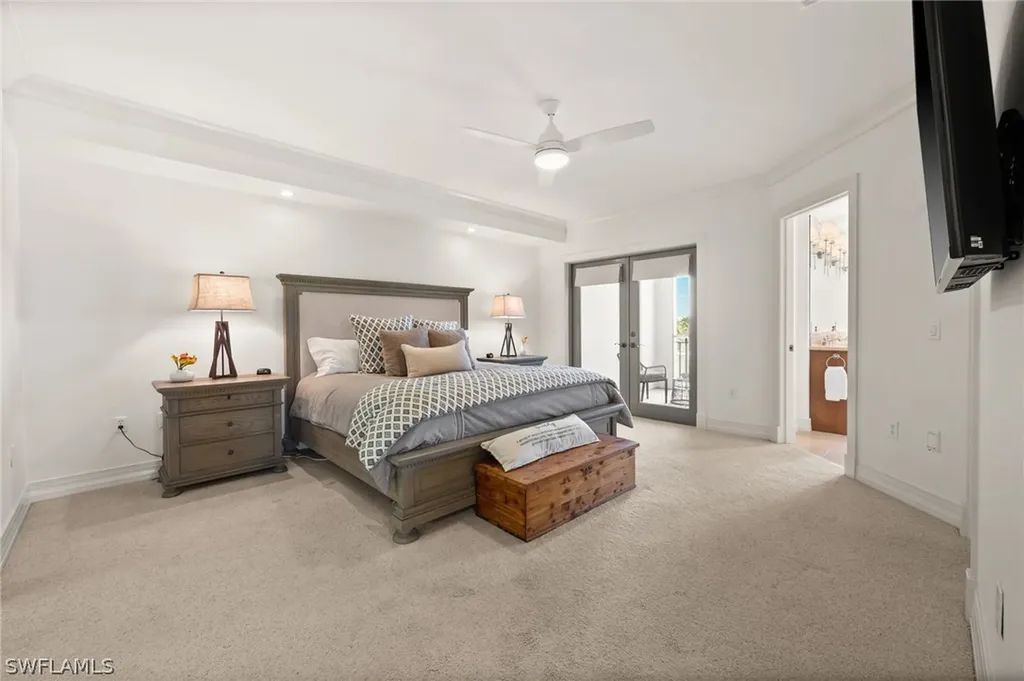 380 10th Street S Naples FL 34102