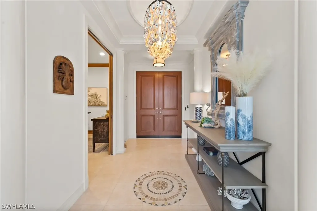 380 10th Street S Naples FL 34102