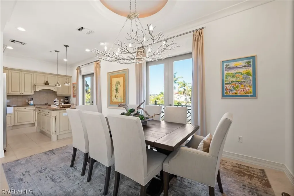380 10th Street S Naples FL 34102
