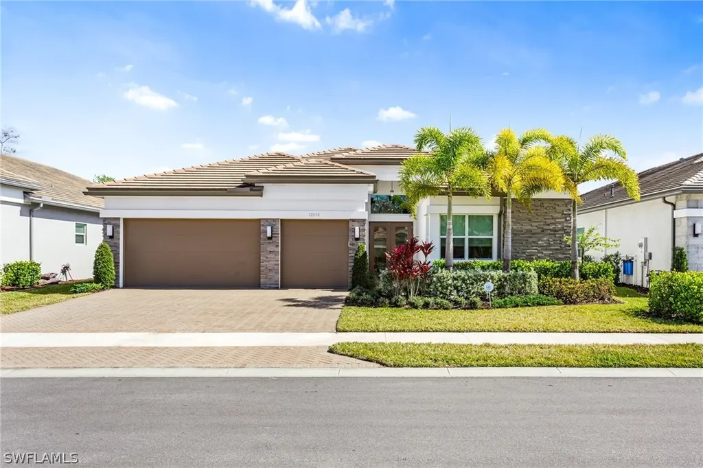 12058 Mimosa Street Naples FL 34120