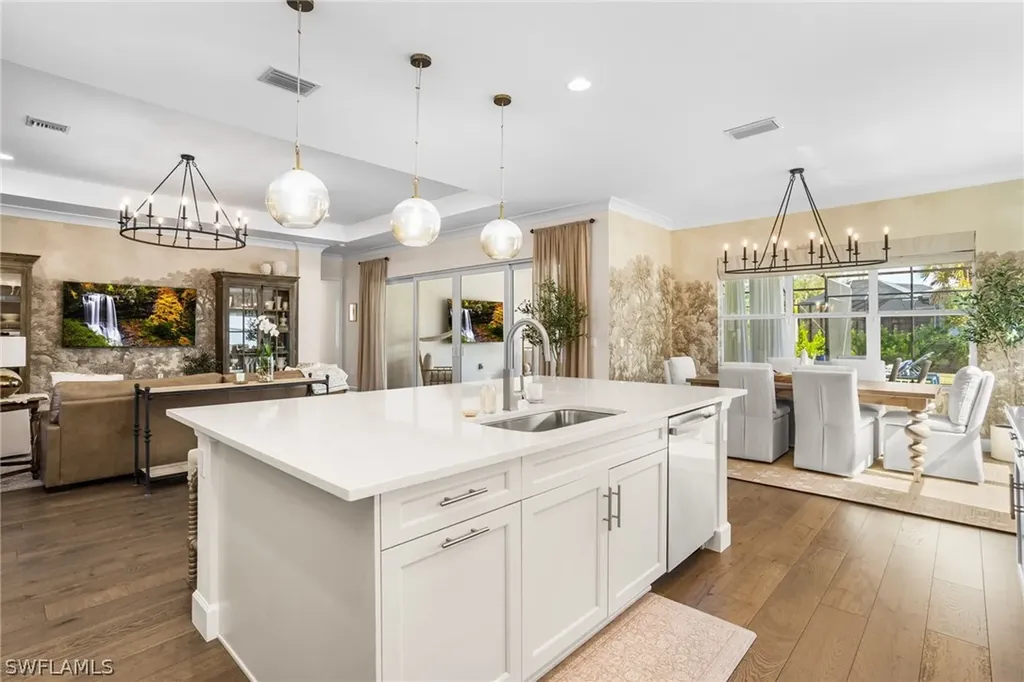 12058 Mimosa Street Naples FL 34120