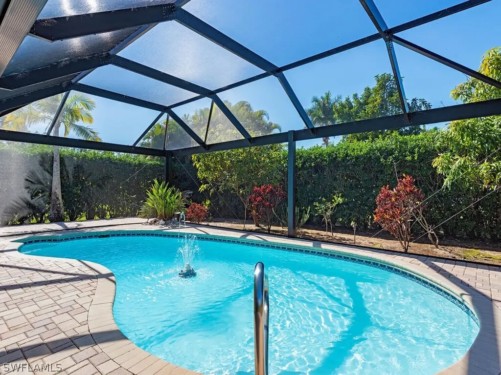 6827 Darby Court Naples FL 34104