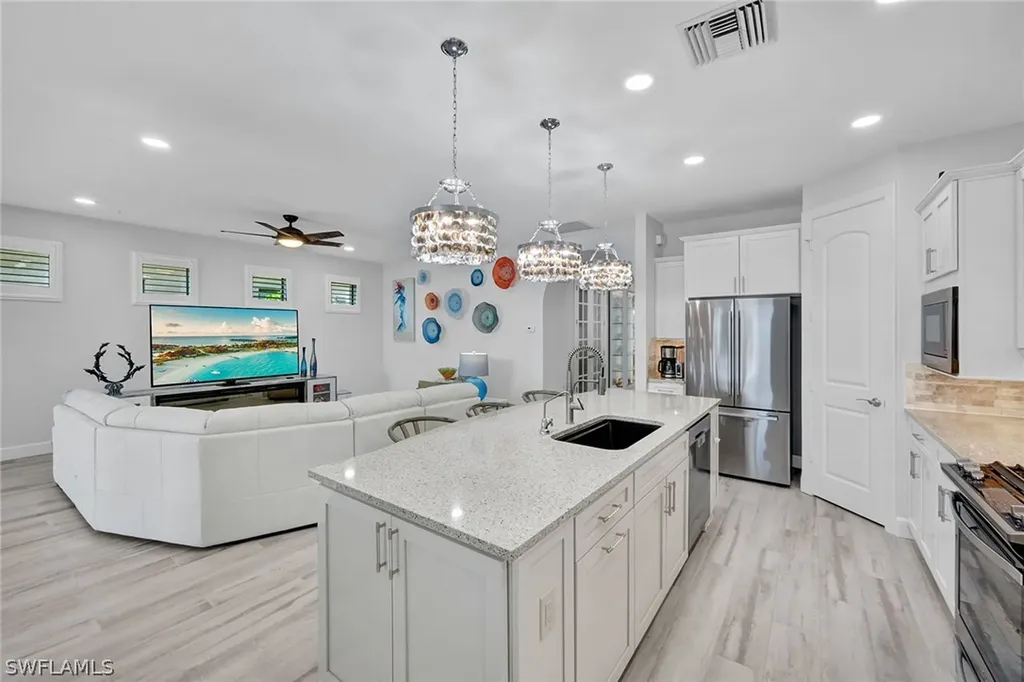 7460 Blackberry Drive Naples FL 34114