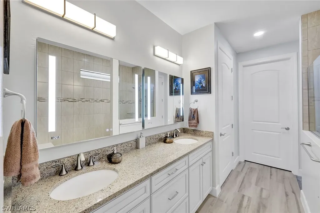 7460 Blackberry Drive Naples FL 34114