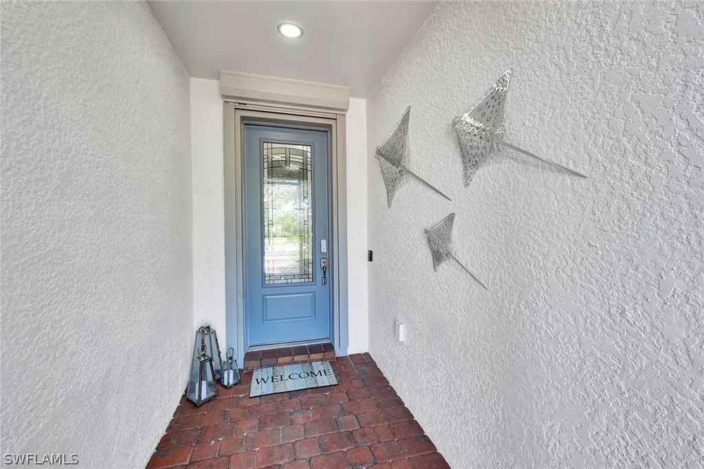 7460 Blackberry Drive Naples FL 34114