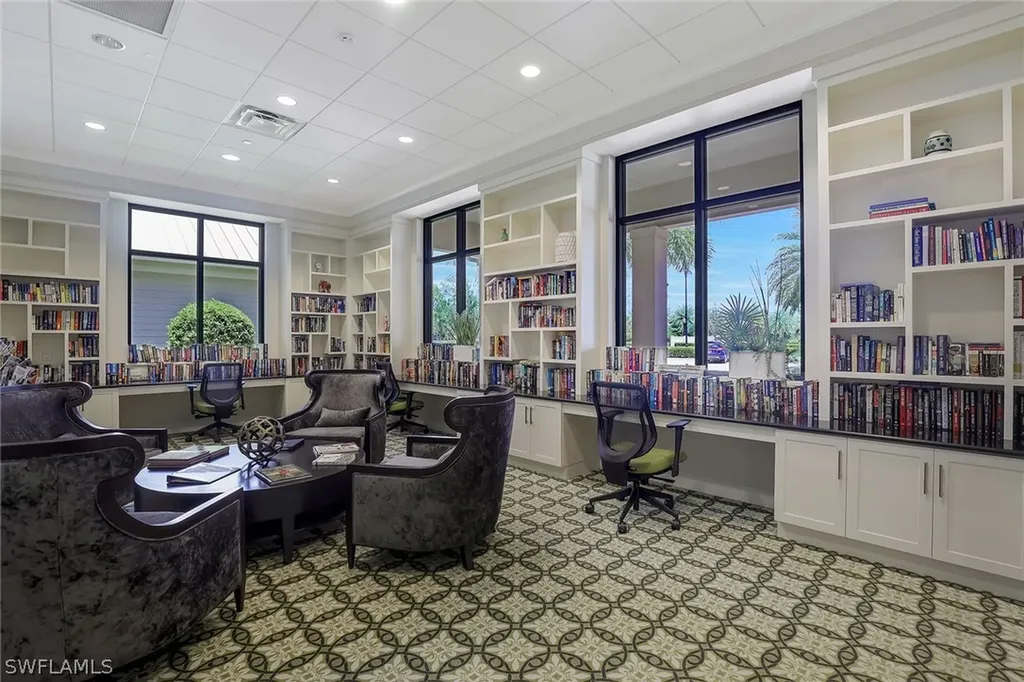 7460 Blackberry Drive Naples FL 34114