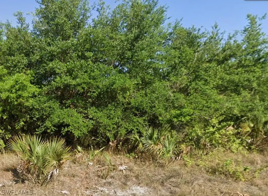 616 Clayton Avenue Lehigh Acres FL 33972