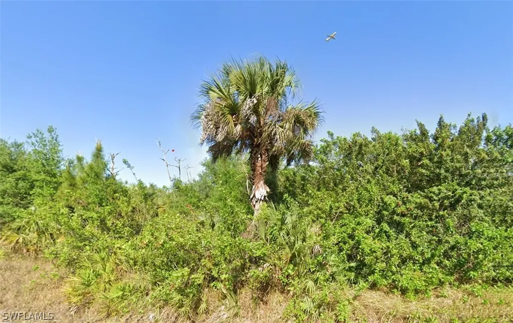 614 Clayton Avenue Lehigh Acres FL 33972