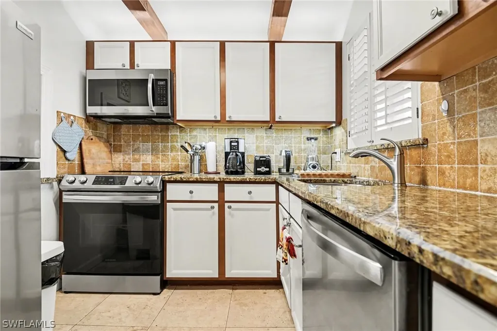 200 Forest Lakes Boulevard Naples FL 34105