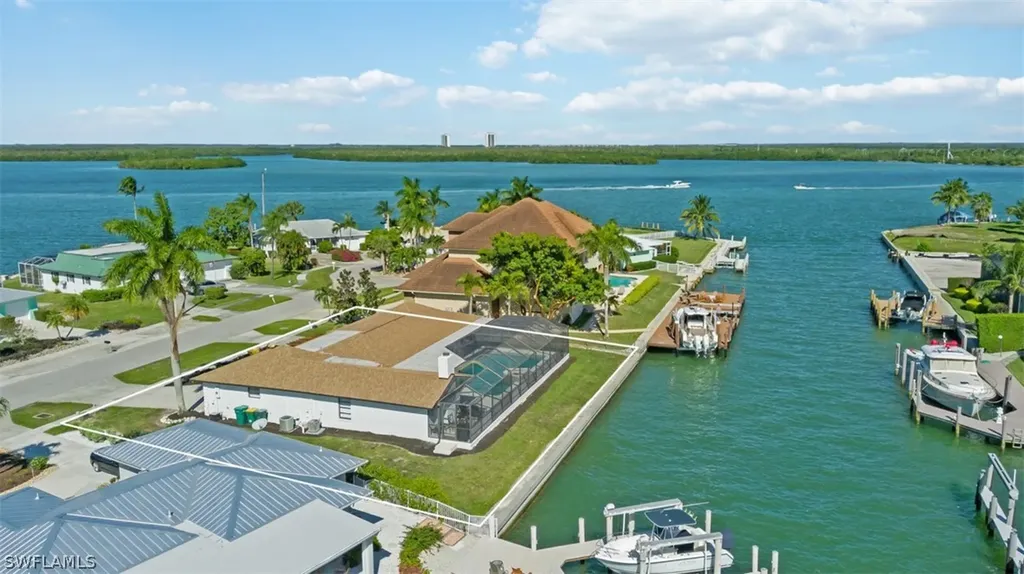 955 Iris Court Marco Island FL 34145