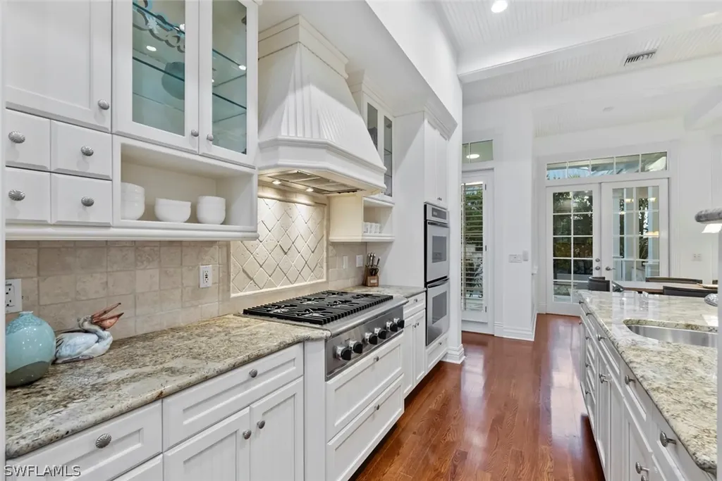 1551 Gulf Shore Boulevard S Naples FL 34102