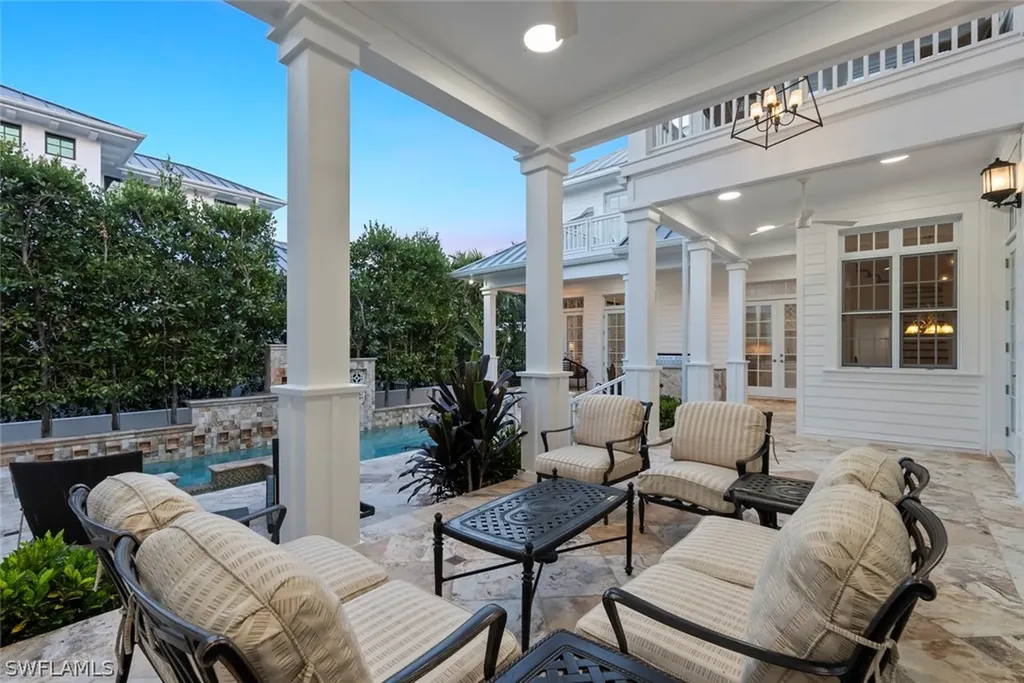 1551 Gulf Shore Boulevard S Naples FL 34102