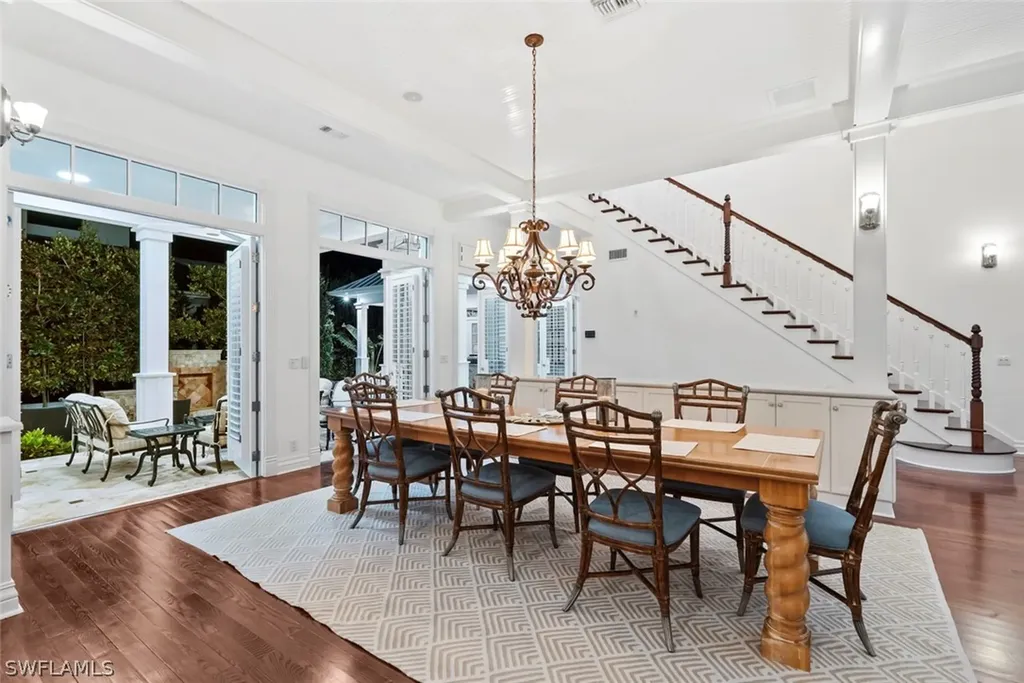 1551 Gulf Shore Boulevard S Naples FL 34102