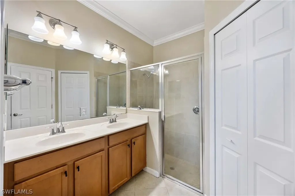 14488 Grapevine Drive Naples FL 34114