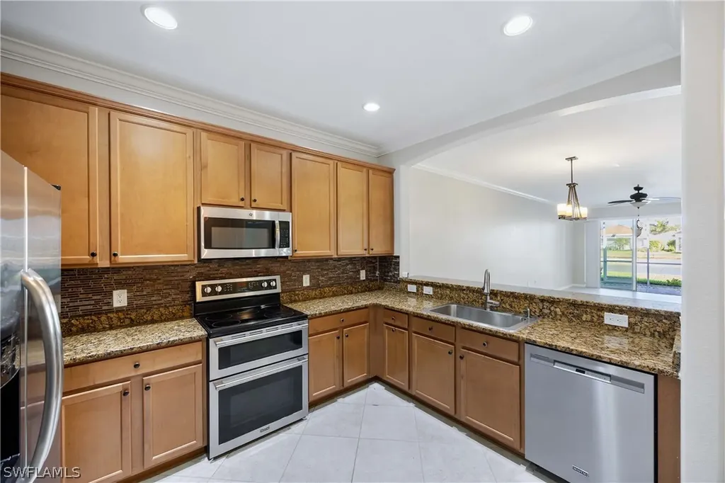 14488 Grapevine Drive Naples FL 34114