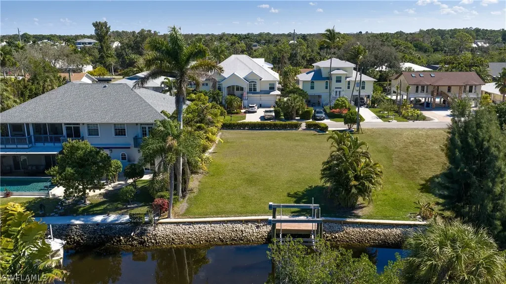 27257 Barbarosa Street Bonita Springs FL 34135