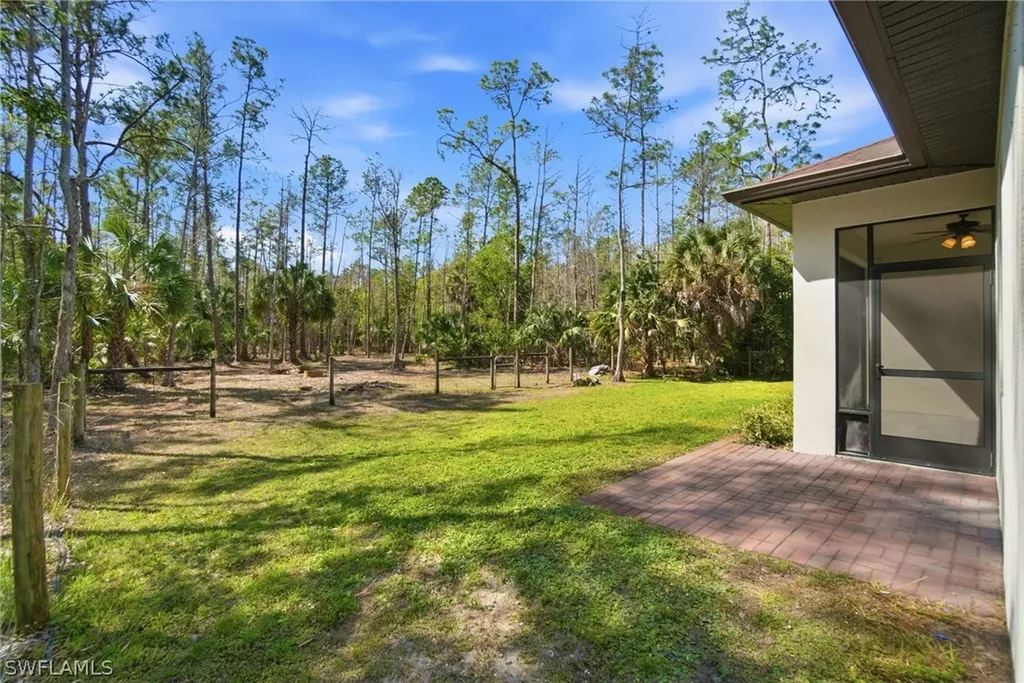 4380 2nd Avenue NE Naples FL 34120