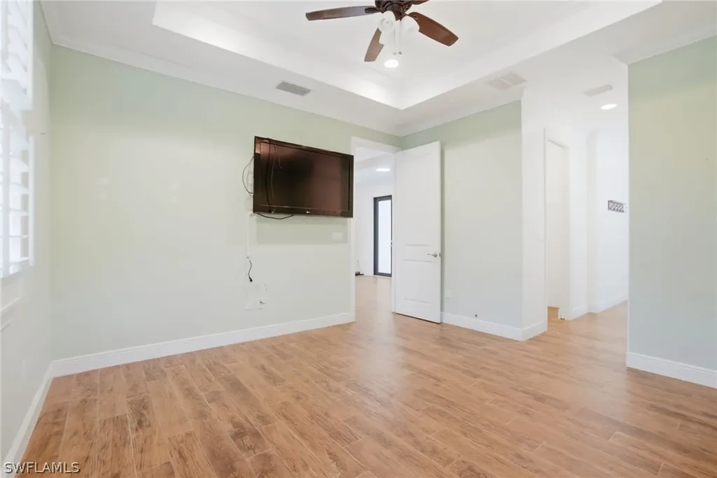 4380 2nd Avenue NE Naples FL 34120