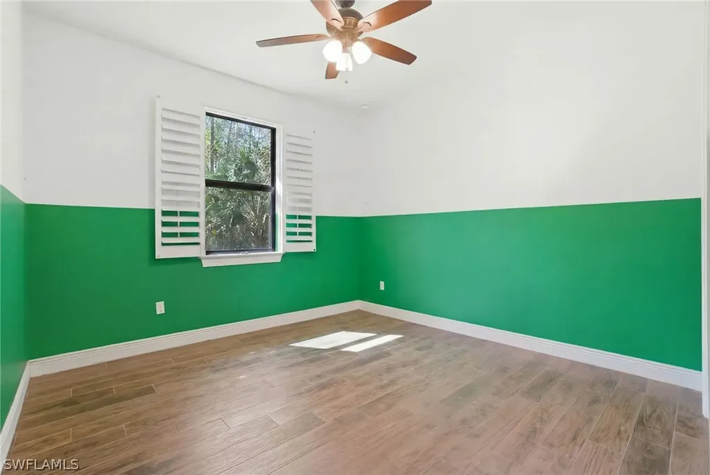 4380 2nd Avenue NE Naples FL 34120