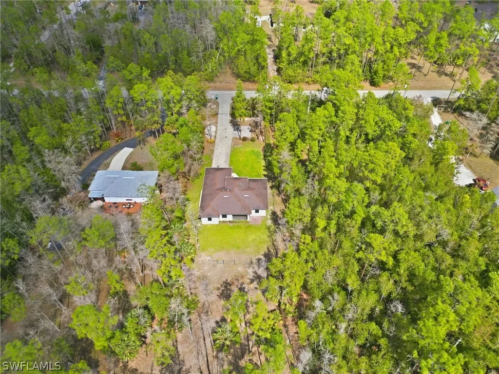 4380 2nd Avenue NE Naples FL 34120