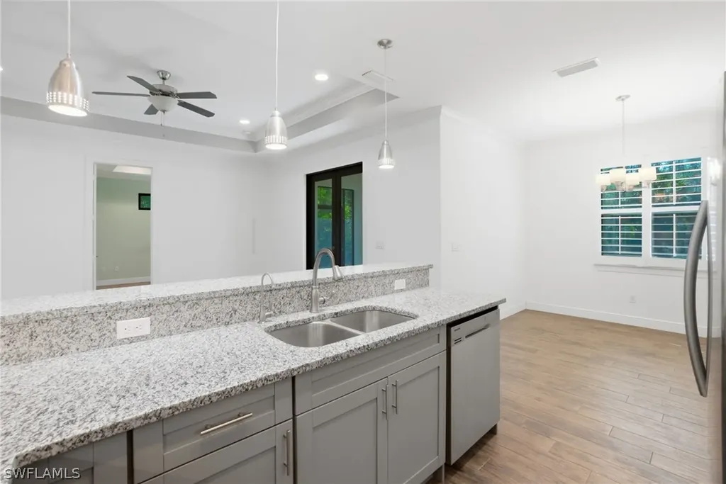 4380 2nd Avenue NE Naples FL 34120
