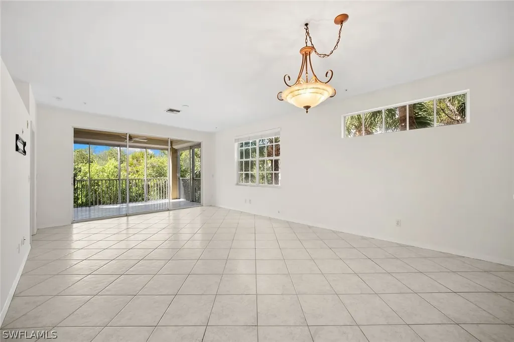 3471 Pointe Creek Court Bonita Springs FL 34134