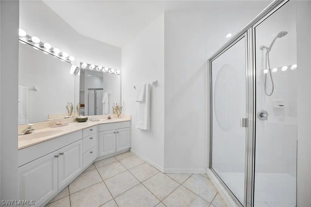 3471 Pointe Creek Court Bonita Springs FL 34134