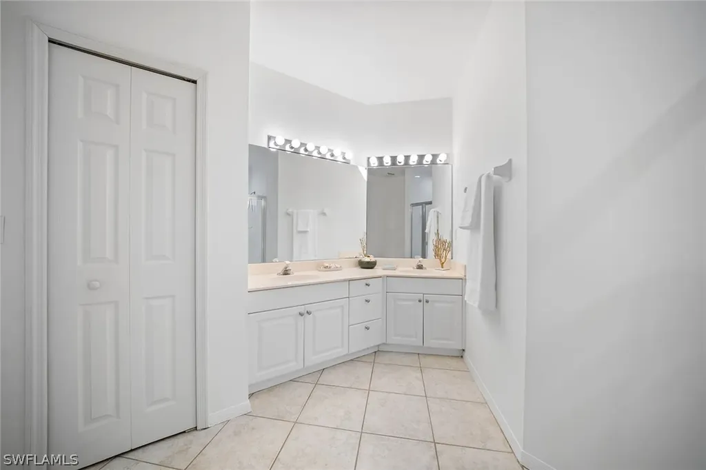 3471 Pointe Creek Court Bonita Springs FL 34134