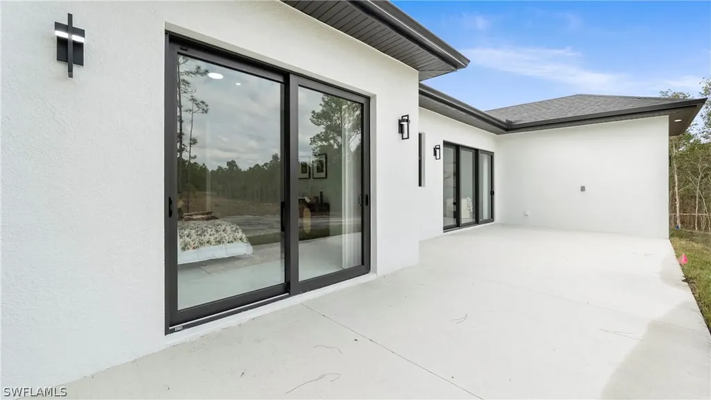3335 66th Avenue NE Naples FL 34120
