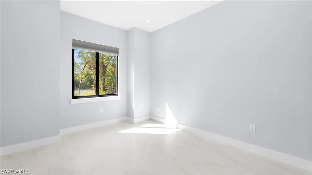 3335 66th Avenue NE Naples FL 34120