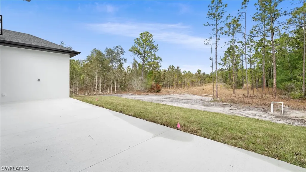 3335 66th Avenue NE Naples FL 34120