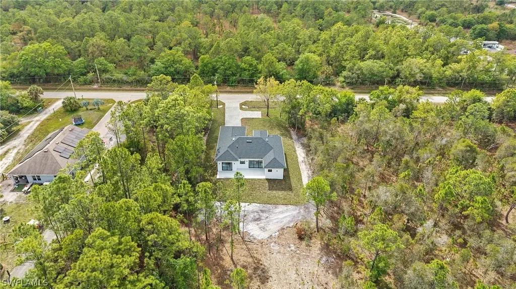 3335 66th Avenue NE Naples FL 34120