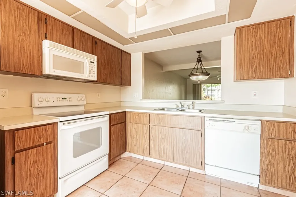 600 Misty Pines Circle Naples FL 34105