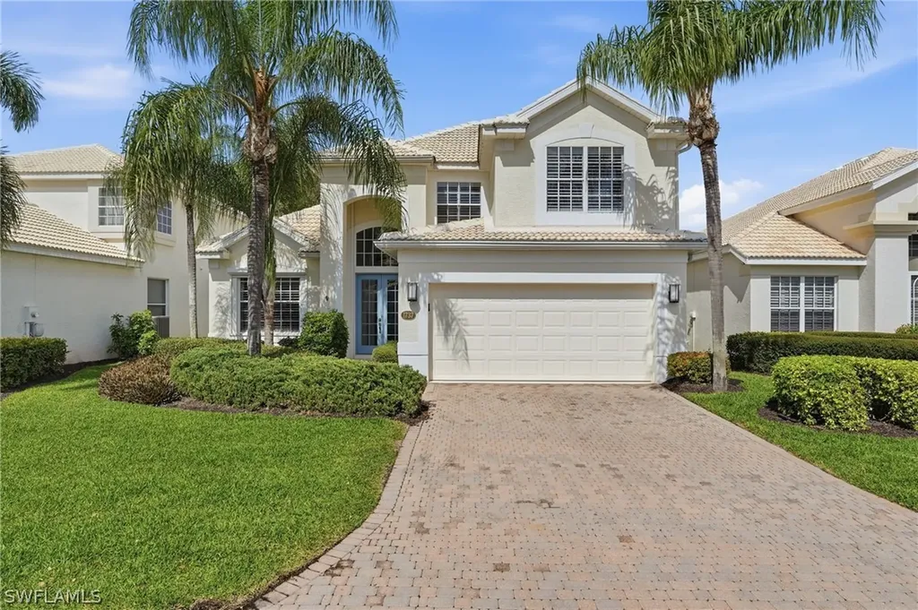 1737 Marsh Run Naples FL 34109
