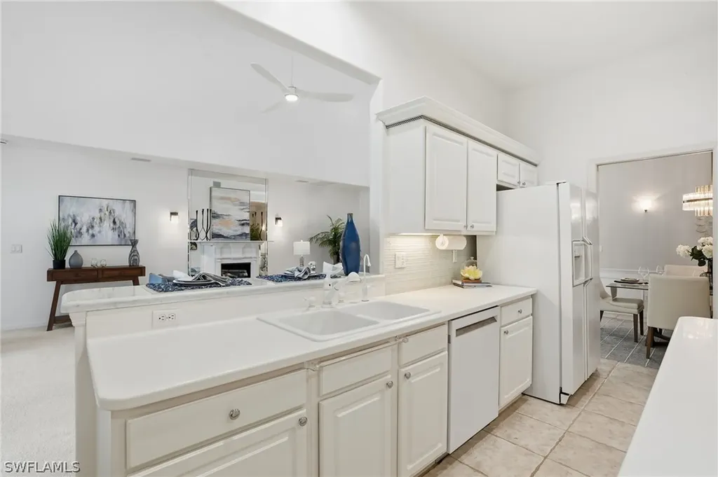 1737 Marsh Run Naples FL 34109