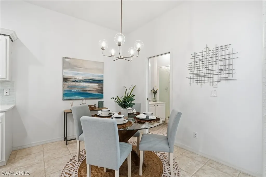 1737 Marsh Run Naples FL 34109