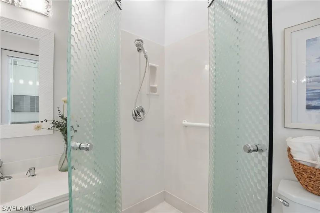 1737 Marsh Run Naples FL 34109