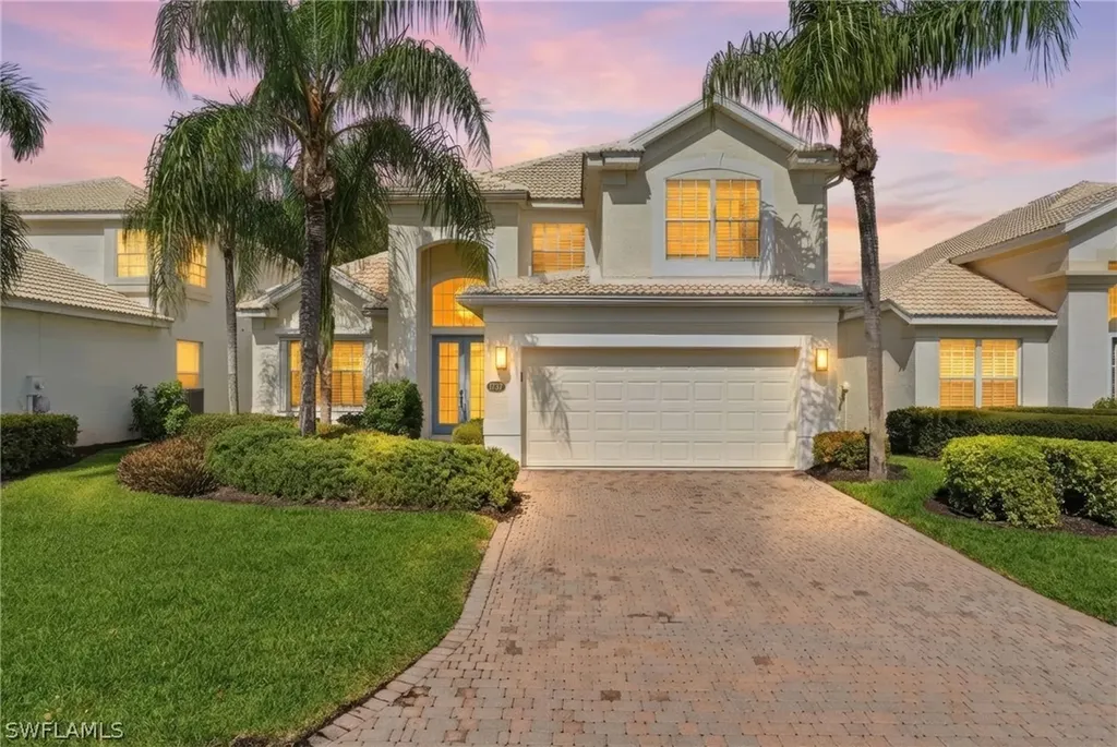 1737 Marsh Run Naples FL 34109