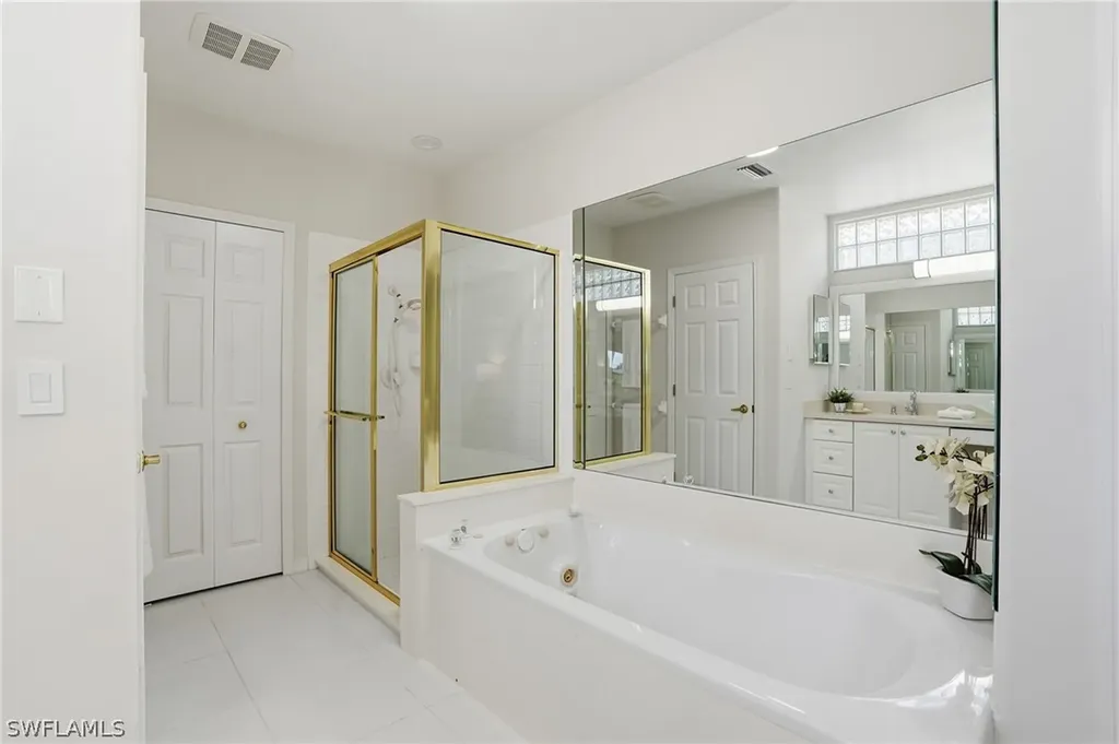 1737 Marsh Run Naples FL 34109