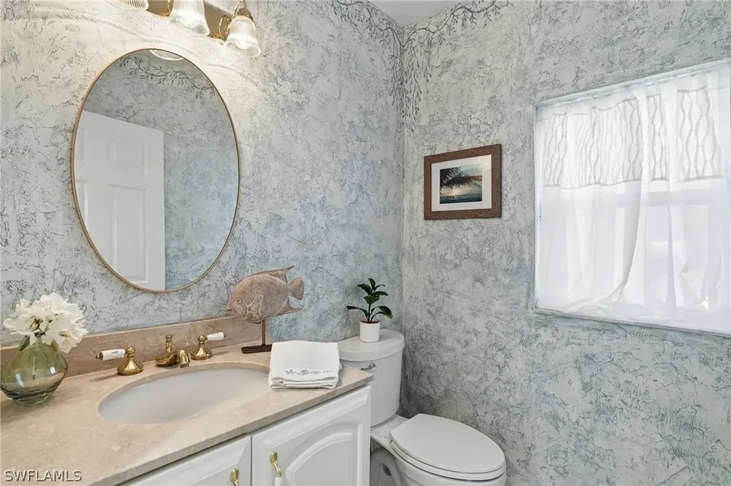 1737 Marsh Run Naples FL 34109