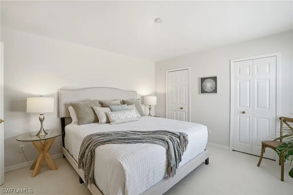 1737 Marsh Run Naples FL 34109