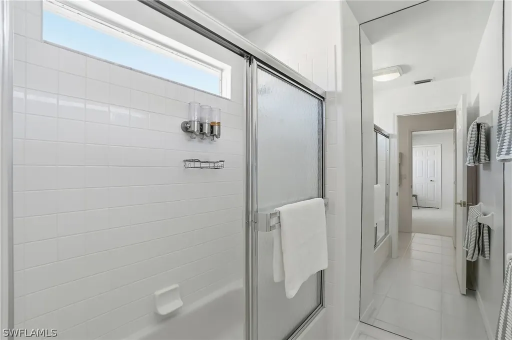 1737 Marsh Run Naples FL 34109