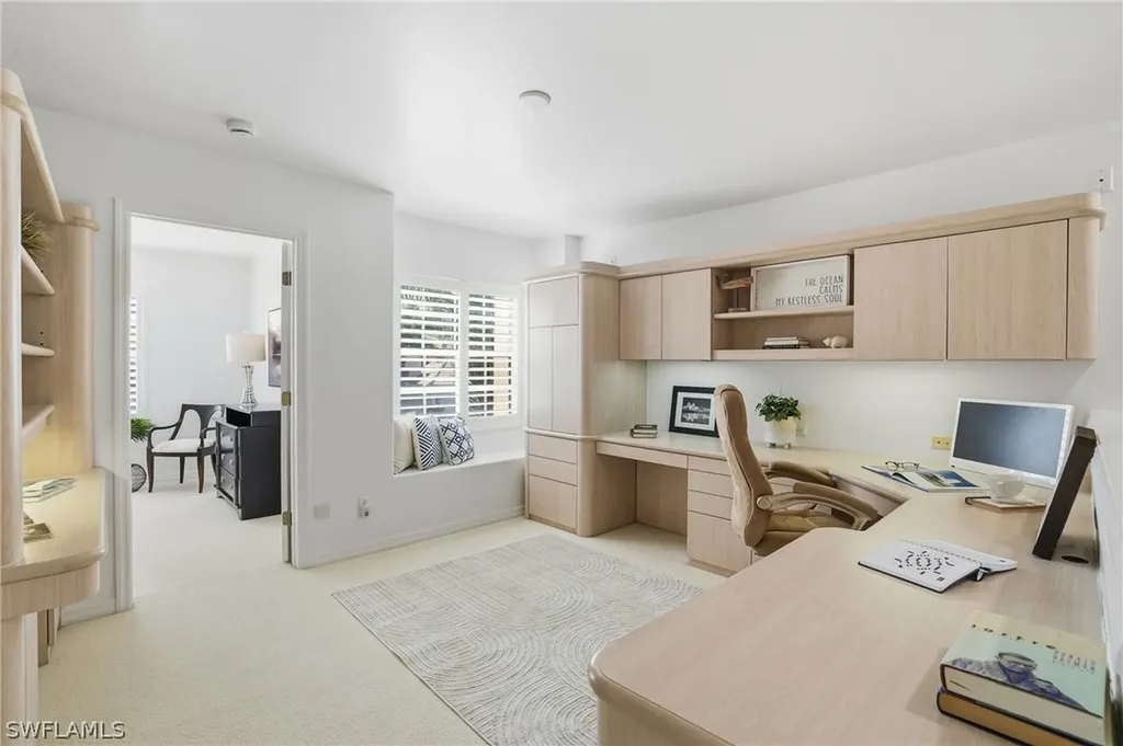 1737 Marsh Run Naples FL 34109