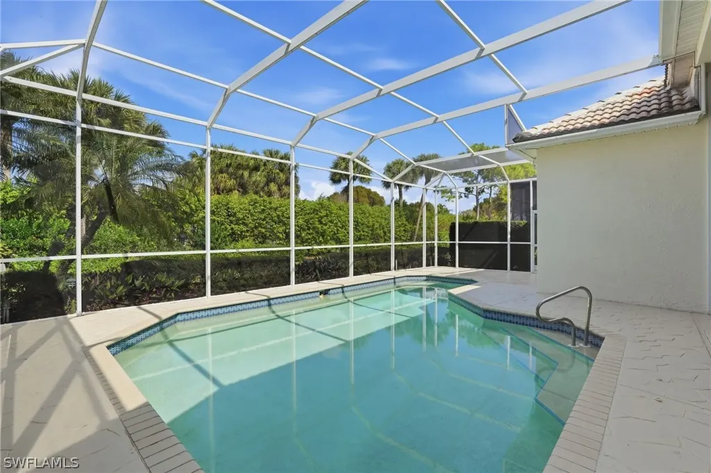 1737 Marsh Run Naples FL 34109