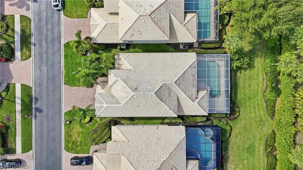 1737 Marsh Run Naples FL 34109