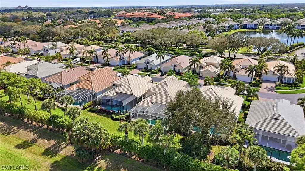 1737 Marsh Run Naples FL 34109