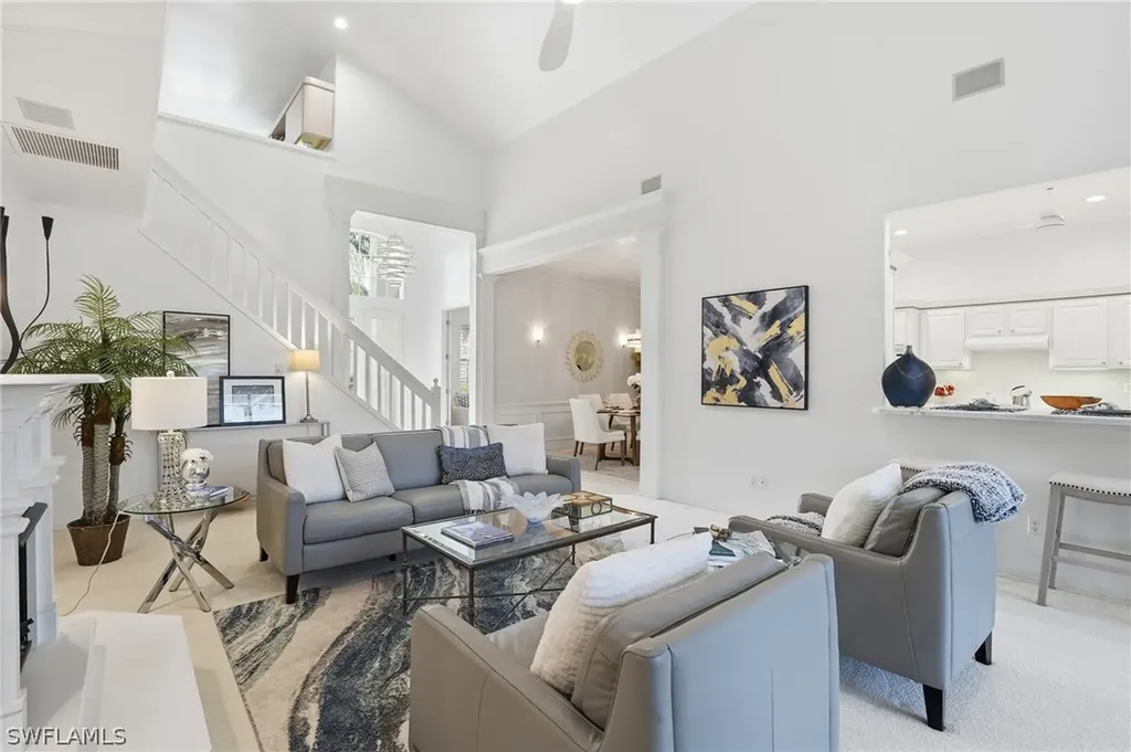 1737 Marsh Run Naples FL 34109