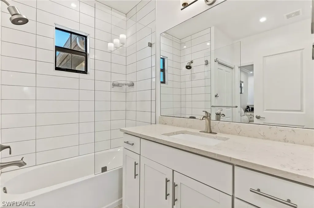 7344 Rockefeller Drive Naples FL 34119